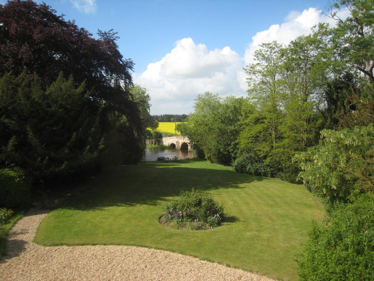 Castle Farm Guest House Peterborough Dış mekan fotoğraf